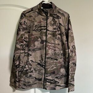 Men’s Camo Zip Up Fleece Jacket. Size medium, worn once.